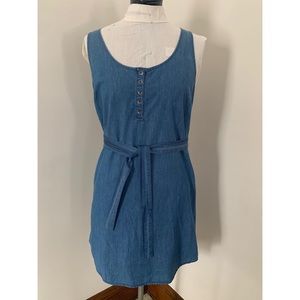 GAP light weight denim sleeveless dress, medium